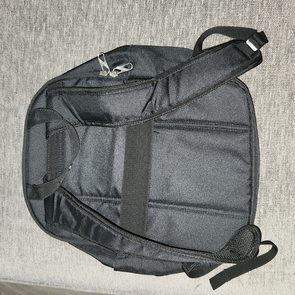 American tourister backpack - Picture 3 of 3